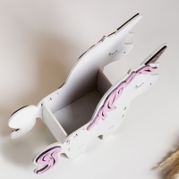 Кашпо деревянное 21.5&times;7&times;21 см уникальное "Единорог", белый розовый