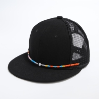 Кепка женская с прямым козырьком &laquo;Крутой&raquo;, цвет чёрный, сетка, р-р 56, с бусами