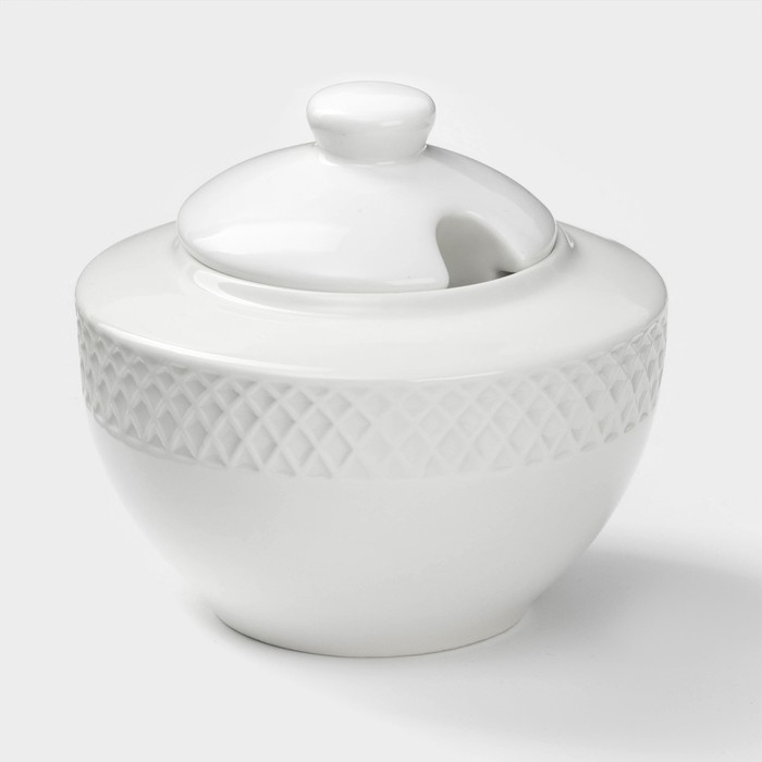 Сахарница фарфоровая с крышкой Wilmax &laquo;Юлия Высоцкая&raquo;, 340 мл, цвет белый