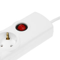 Сетевой фильтр Luazon Lighting, 5 розеток, 3 м, 3500 Вт, 3х1 мм2, 16 A, 220 В, c предохранителем, белый Сетевой фильтр Luazon Lighting, 5 розеток, 3 м, 3500 Вт, 3х1 мм2, 16 A, 220 В, c предохранителем, белый