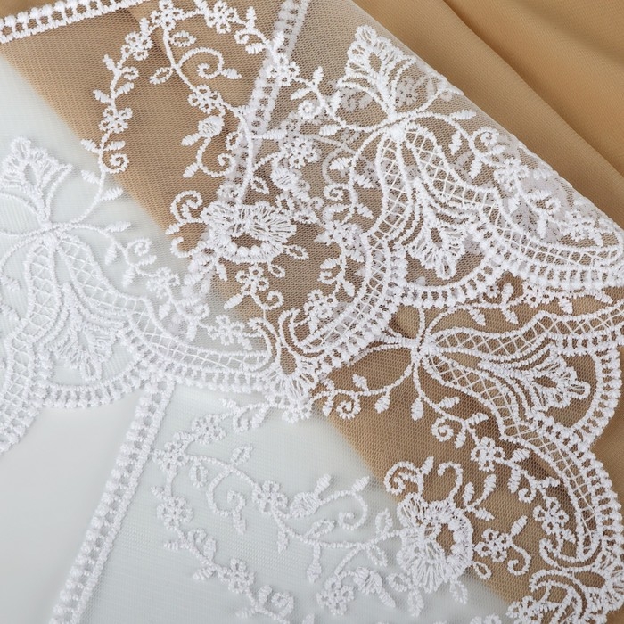 Кружево на сетке, 145 мм &times; 11 &plusmn; 1 м, цвет белый