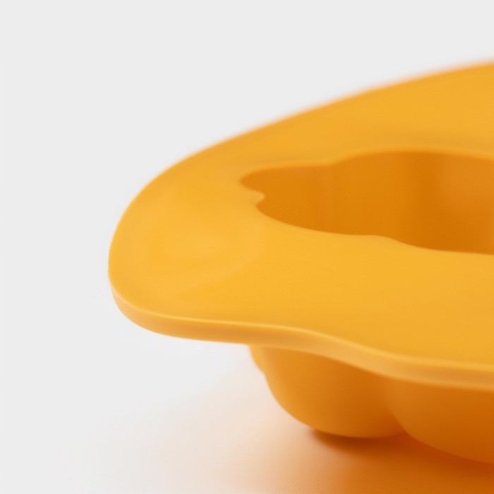 Форма для выпечки Доляна &laquo;Осенняя пора&raquo;, силикон, 7 ячеек, 26&times;25,5&times;3 см, цвет оранжевый