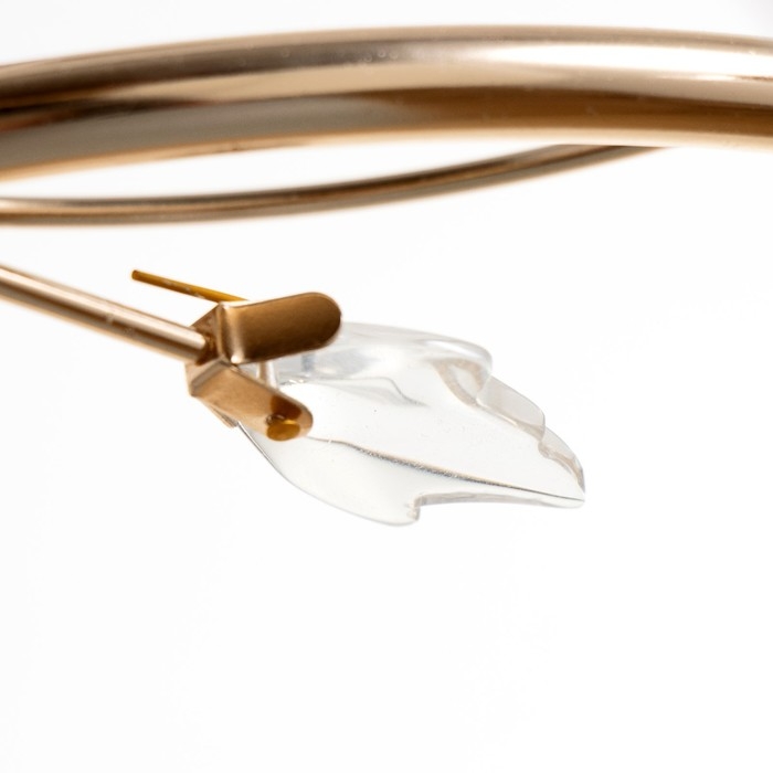 Люстра "Рукси" 5хЕ27 40Вт бело-золотой 56х56х28 см BayerLux