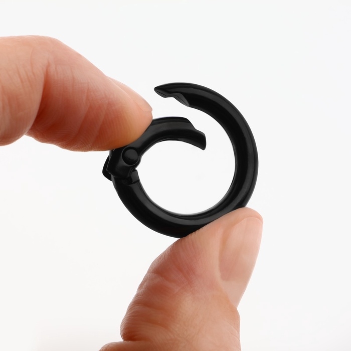 Кольцо-карабин, d = 16/24 мм, толщина - 4 мм, 5 шт, цвет чёрный Кольцо-карабин, d = 16/24 мм, толщина - 4 мм, 5 шт, цвет чёрный