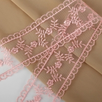 Кружево на сетке, 50 мм &times; 11 &plusmn; 1 м, цвет нежно-розовый