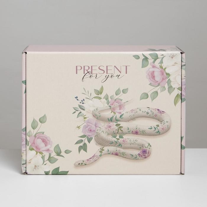 Коробка подарочная складная, упаковка, &laquo;Змея&raquo;, 27 х 21 х 9 см