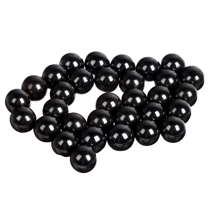 Настольная игра "Магнитный бой", 32 магнита, доска 28.3 х 28.3 см