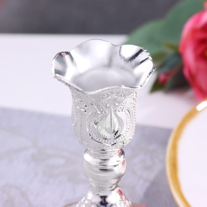 Набор из 2 подсвечников, 7,5 х 7,5 х 10 см Набор из 2 подсвечников, 7,5 х 7,5 х 10 см