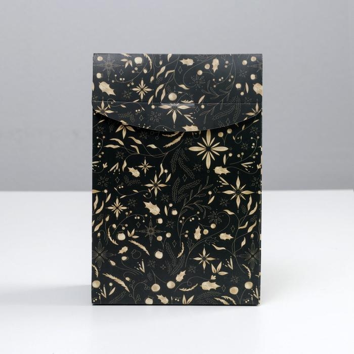 Коробка подарочная новогодняя складная &laquo;Gold&raquo;, 15 х 7 х 22 см, Новый год