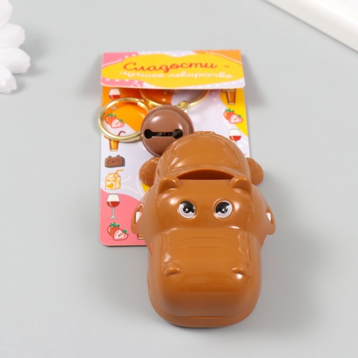 Брелок пластик с карабином Брелок пластик с карабином "Бегемот-зубастик" закрывается при нажатии на зуб 5,5х7,5х4,5 см 104989