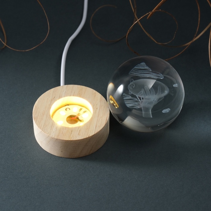 Сувенир стекло подсветка Сувенир стекло подсветка "Шар. Дирижабль" d=6 см подставка дерево, USB