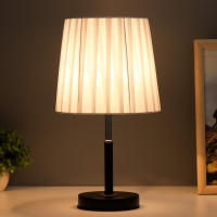 Настольная лампа "Фиона" Е27 40Вт черно-белый 19х19х36 см RISALUX