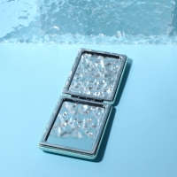 Зеркало складное &laquo;Блеск&raquo;, 6,3 &times; 8,7 &times; 1,8 см, цвет голубой