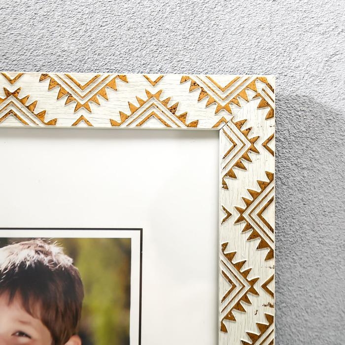 Фоторамка пластик 30х40 см Фоторамка пластик 30х40 см "Золотые индейские узоры на серо-бежевом" 43,5х33,7 см