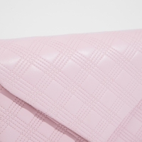 Сумка-клатч на клапане, цвет розовый