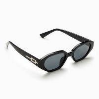 Очки солнцезащитные "OneSun", uv 400, дужка 14.5 см, ширина 14.5 см, линза 3.2 х 5 см Очки солнцезащитные "OneSun", uv 400, дужка 14.5 см, ширина 14.5 см, линза 3.2 х 5 см