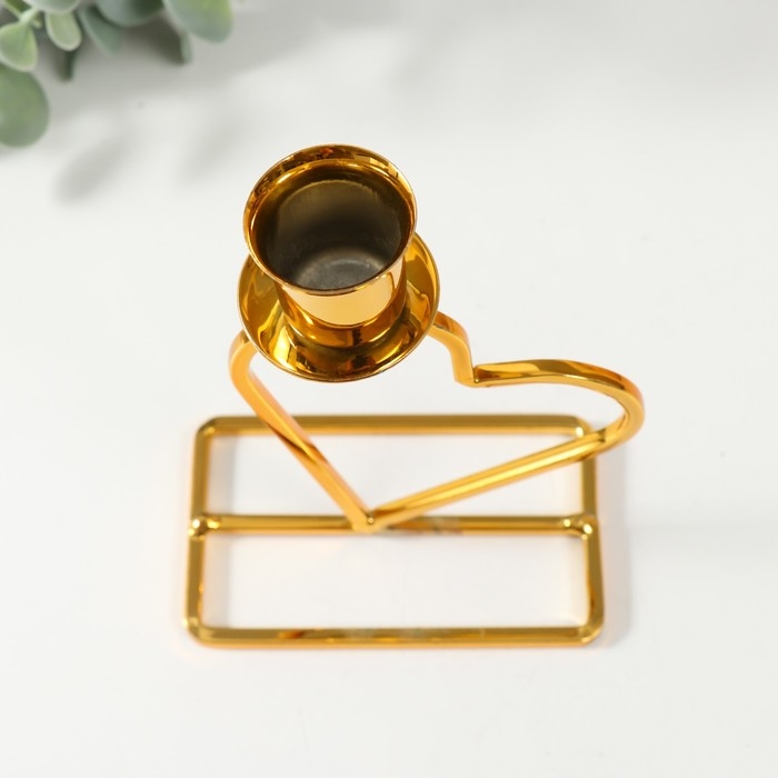 Подсвечник металл на 1 свечу Подсвечник металл на 1 свечу "Сердце" d=2,3 см золото 5,8х9,3х14 см