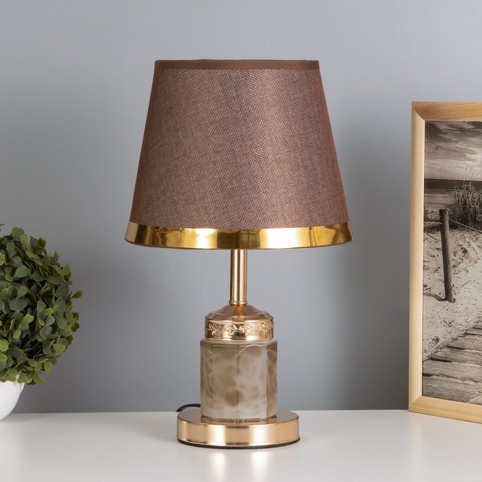 Лампа настольная "Элеонора" 1х40Вт Е27+подсветка, золото 27х27х45см