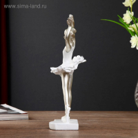 Сувенир полистоун "Изящная балерина в белой пачке" 24 см