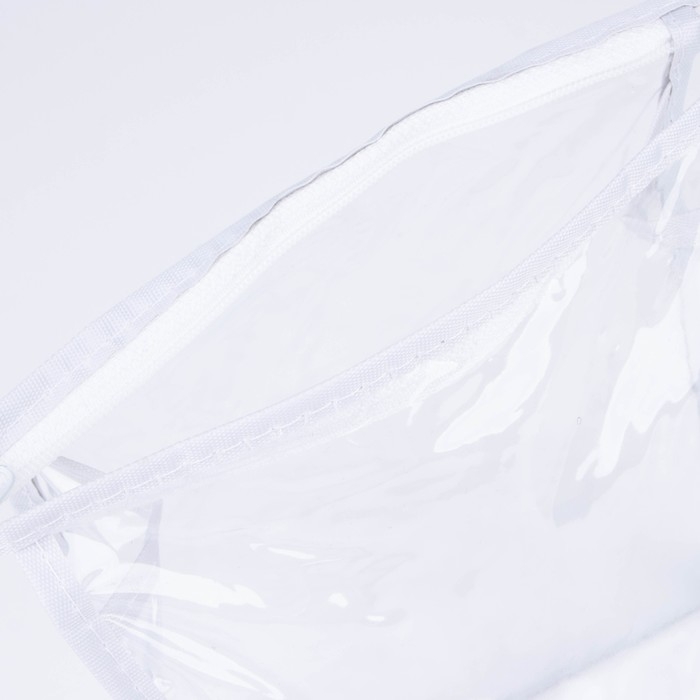 Косметичка на молнии, цвет белый