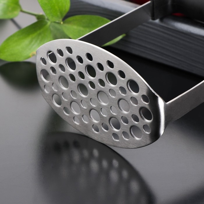 Пушер для картофеля Доляна Smasher, 11&times;18 см, цвет чёрный