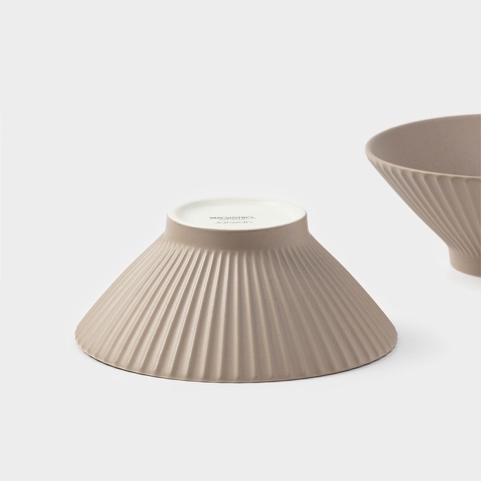 Салатники Magistro Jarwah Lausanne, 700 мл, 17,5×7,3 см, набор 2 шт, фарфор, бежевые Салатники Magistro Jarwah Lausanne, 700 мл, 17,5×7,3 см, набор 2 шт, фарфор, бежевые