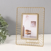 Фоторамка металл на 1 фото 10х15 см "Солнце" золото 18х23,7 см Фоторамка металл на 1 фото 10х15 см "Солнце" золото 18х23,7 см