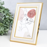 Фоторамка пластик 10х15 см "Мелкая сетка" белая с двойной золотой обводкой 18,3х13,5 см