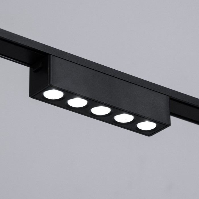 Светильник трековый ULTRA Светильник трековый ULTRA "Линза" LED 6Вт 3000K-5700К CRI90 черный 12,2х2,6х2,4см