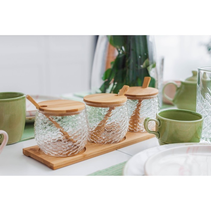Набор банок стеклянных для сыпучих продуктов на деревянной подставке «Эко», 300 мл, с ложками, 3 шт Набор банок стеклянных для сыпучих продуктов на деревянной подставке «Эко», 300 мл, с ложками, 3 шт