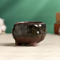 Горшок "Цветочек" на ножках, 6х6х5см Горшок "Цветочек" на ножках, 6х6х5см