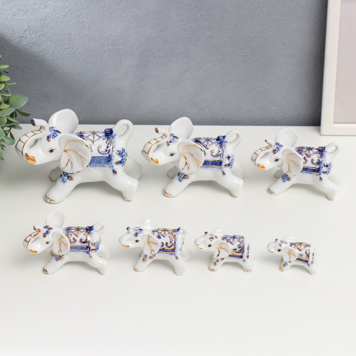 Сувенир керамика Сувенир керамика "Слоны с синей росписью" набор 7 шт h= 11 см 31,5х23,5 см