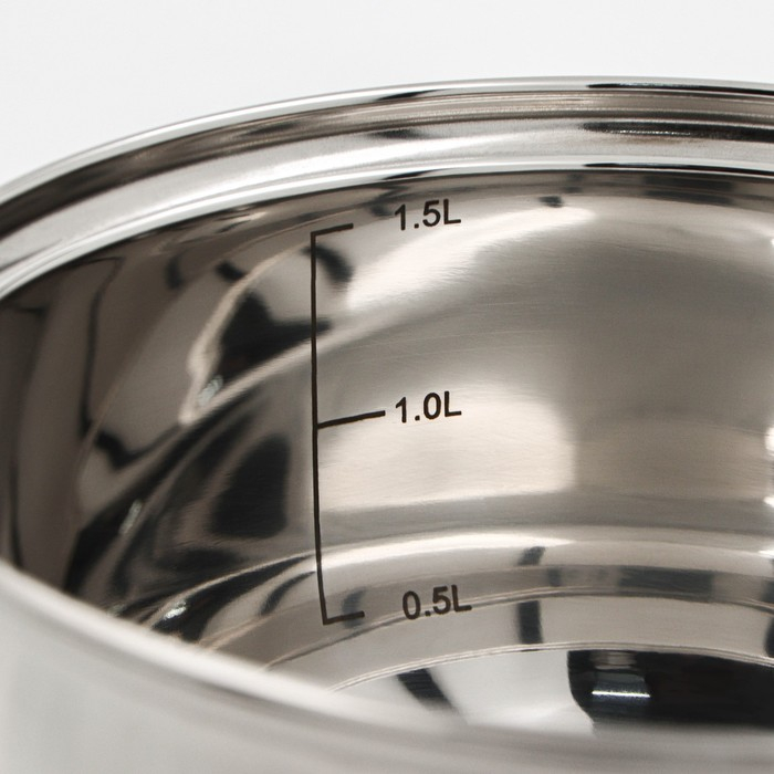 Ковш из нержавеющей стали Доляна «Гретте», 1,5 л, d=16 см, с крышкой, металлическая ручка, индукция Ковш из нержавеющей стали Доляна «Гретте», 1,5 л, d=16 см, с крышкой, металлическая ручка, индукция