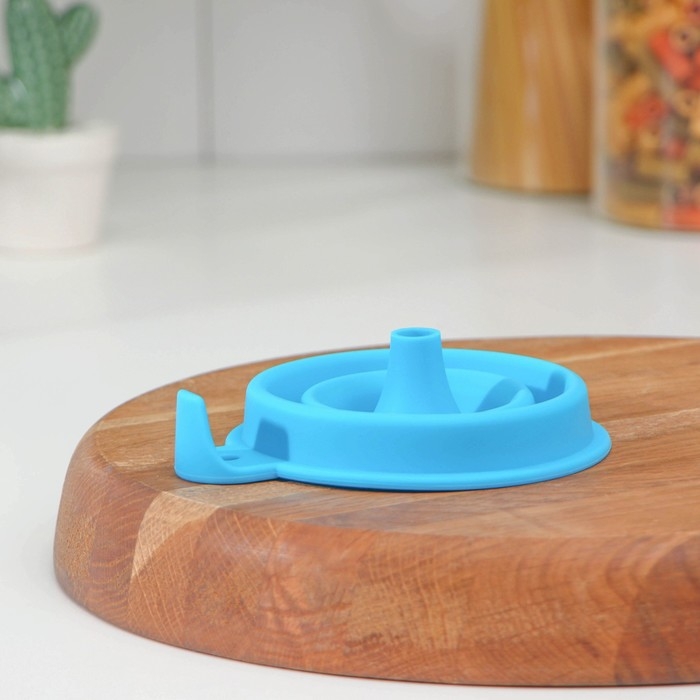 Воронка силиконовая складная Доляна &laquo;Ред&raquo;, 13,5&times;10&times;10 см