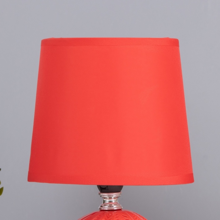 Лампа настольная Лампа настольная "Пабло" 1х40Вт Е14 красный 14,5х14,5х24см