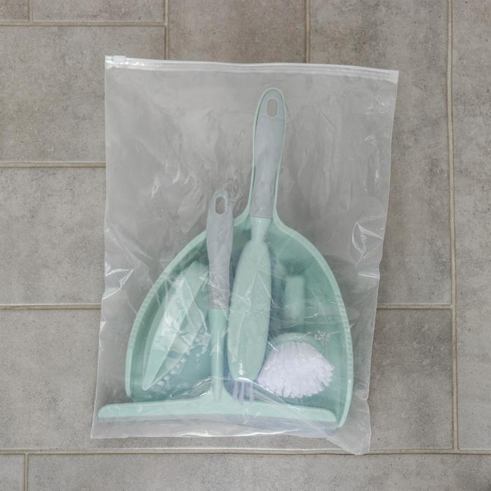 Щётки для уборки, набор из 5 предметов: совок, 3 щётки, водосгон, цвет МИКС Щётки для уборки, набор из 5 предметов: совок, 3 щётки, водосгон, цвет МИКС