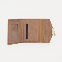 Кошелёк женский на кнопке, цвет бежевый Кошелёк женский на кнопке, цвет бежевый