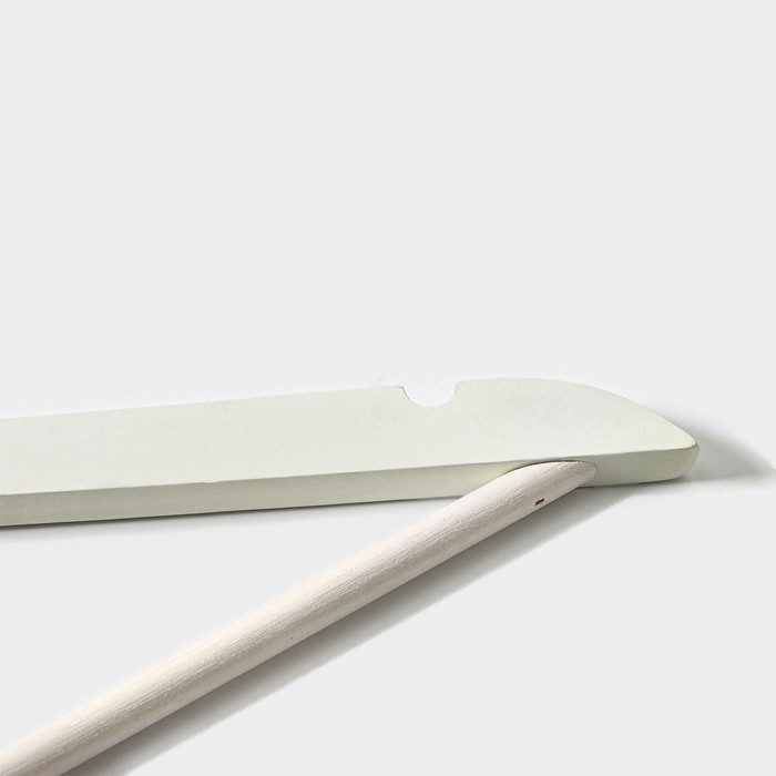 Плечики - вешалки для одежды Доляна, 44,5&times;23 см, 3 шт, с перекладиной, широкие плечики, деревянные сорт B, цвет белый