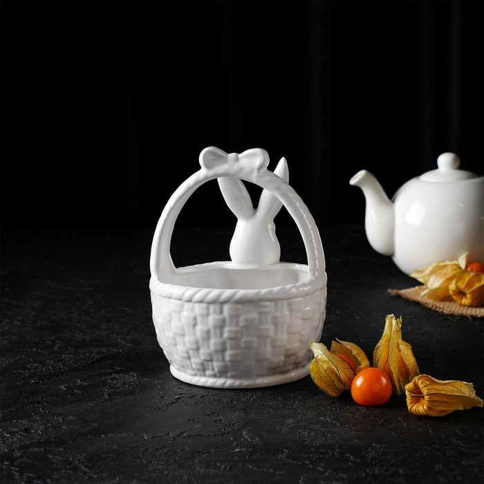 Конфетница Доляна «Зайка», 12×12×14,7 см, цвет белый Конфетница Доляна «Зайка», 12×12×14,7 см, цвет белый