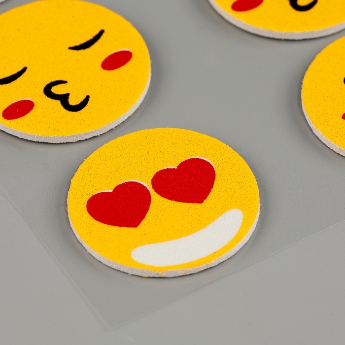 Набор наклеек из EVA "Смайлики", 8 шт   МИКС