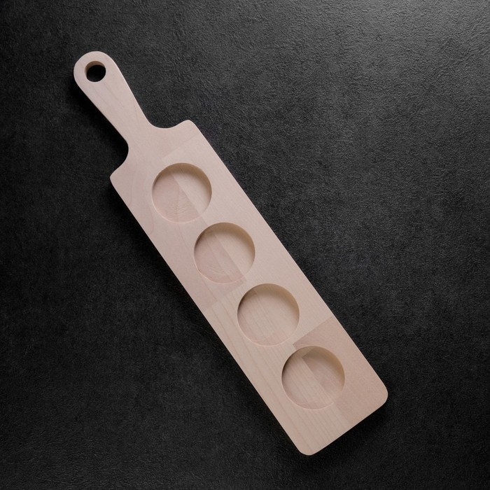 Доска для подачи с ручкой, 4 шота, 31х7х0,8 см, d=4 см, береза Доска для подачи с ручкой, 4 шота, 31х7х0,8 см, d=4 см, береза