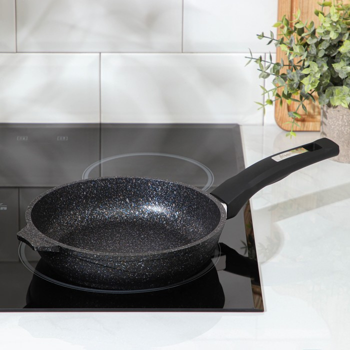 Сковорода &laquo;Гранит Star&raquo;, d=20 см, пластиковая ручка, антипригарное покрытие, тёмно-синий