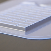 Форма для шоколада и конфет пластиковая «Санта на трубе», размер изделия 17×8,3×1 см, цвет прозрачный Форма для шоколада и конфет пластиковая «Санта на трубе», размер изделия 17×8,3×1 см, цвет прозрачный