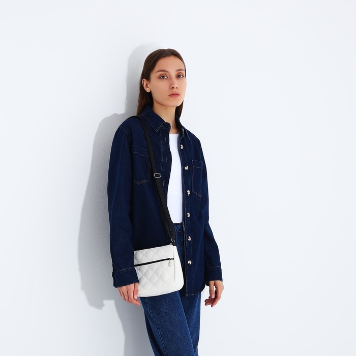 Сумка кросс-боди, наружный карман, цвет белый Сумка кросс-боди, наружный карман, цвет белый