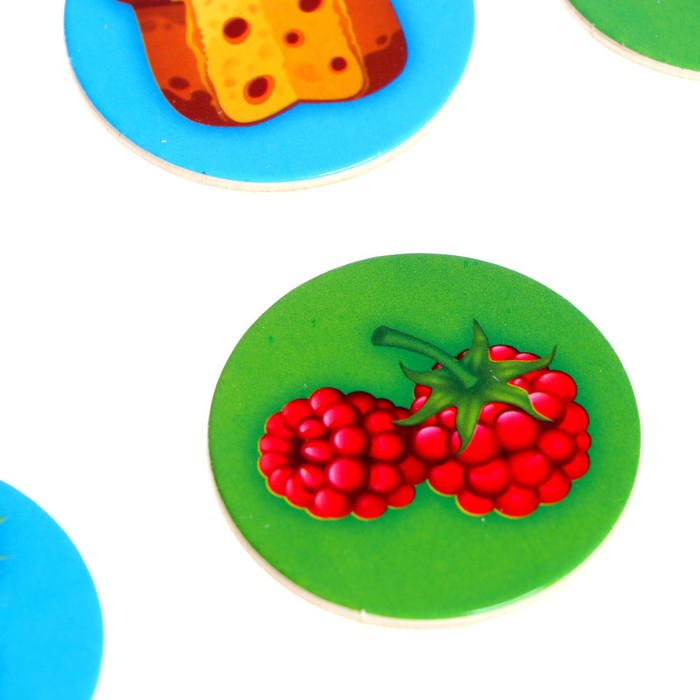 Развивающая игра «Накорми зверушку» (2 основы+ ложка+ 20 элементов) Развивающая игра «Накорми зверушку» (2 основы+ ложка+ 20 элементов)