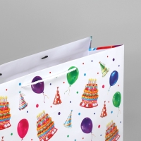 Пакет подарочный ламинированный, упаковка, &laquo;С днём рождения!&raquo;, 40 х 49 х 15 см