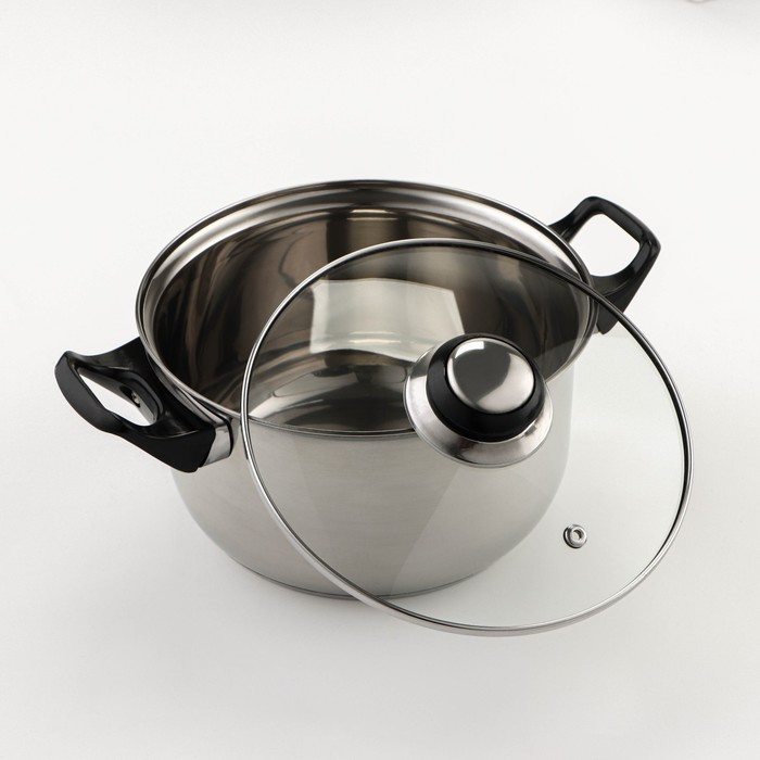 Набор посуды из нержавеющей стали &laquo;Чёрная ночь&raquo;, 8 предметов: ковш 1,5 л, 2 кастрюли 2/3 л, сковорода d=24 см, крышки, стенки 0,3 мм, дно 5 мм