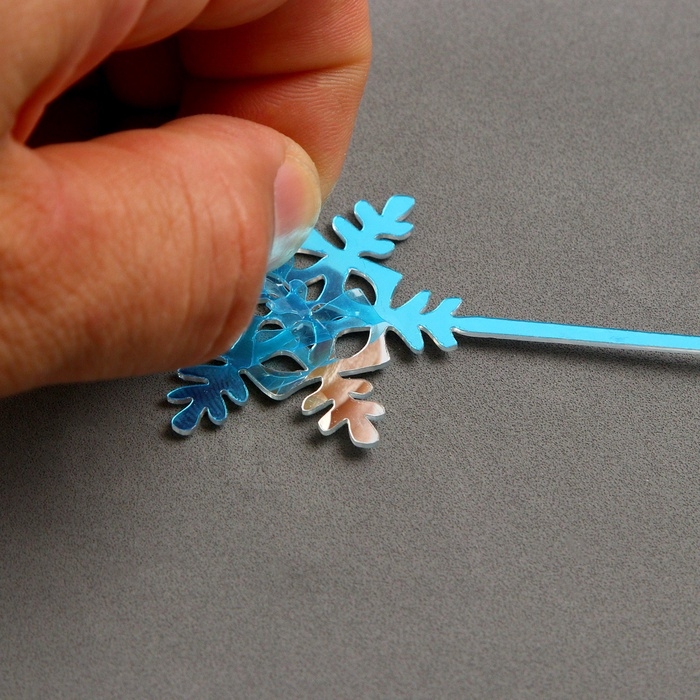 Новый год! Набор топперов &laquo;Снежинки&raquo;, 4 шт., цвет серебро