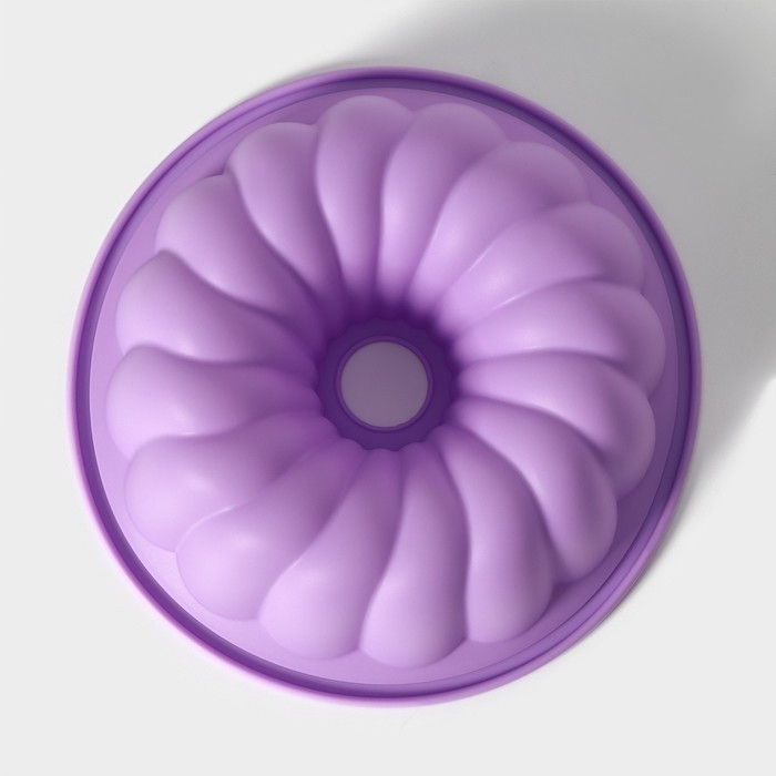 Форма для выпечки Доляна «Немецкий кекс. Завиток», силикон, d=20 см, внутренний d=18,5 см, цвет сиреневый Форма для выпечки Доляна «Немецкий кекс. Завиток», силикон, d=20 см, внутренний d=18,5 см, цвет сиреневый