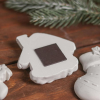 Набор новогодних магнитов под раскраску 4 шт. «Волшебный» краски 6 цв. по 2 мл Набор новогодних магнитов под раскраску 4 шт. «Волшебный» краски 6 цв. по 2 мл